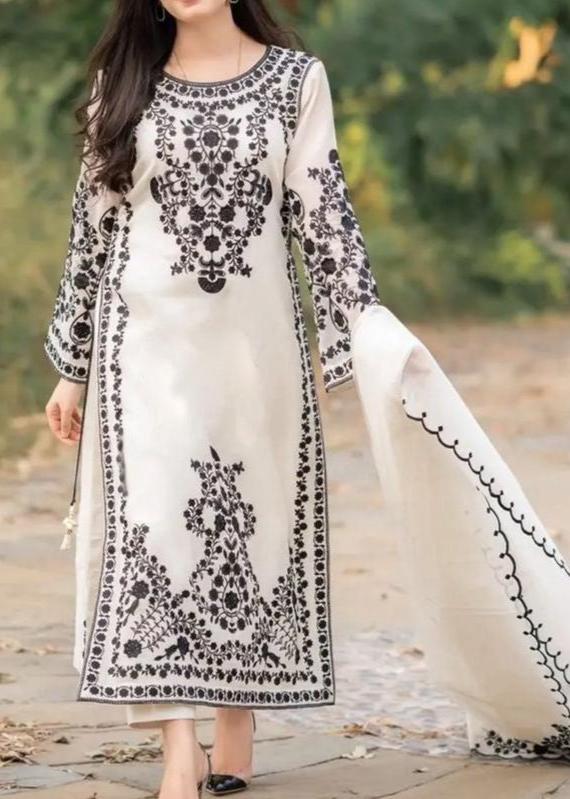 Khaadi 3PC Embroidered With Khaadi Embroidered Shawl